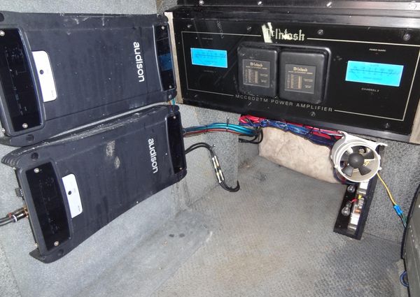 Ski Centurion Tsunami image