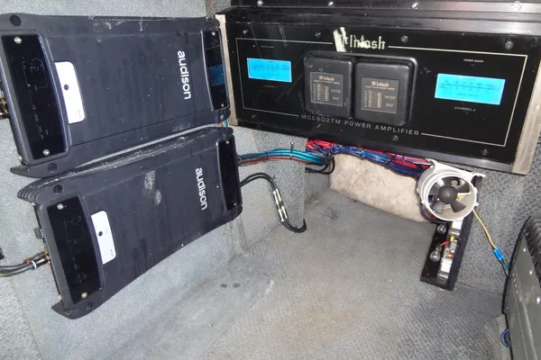 Ski Centurion Tsunami image