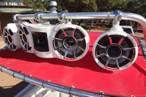 Ski Centurion Tsunami image