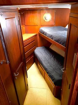 Hatteras Custom Cockpit MY image