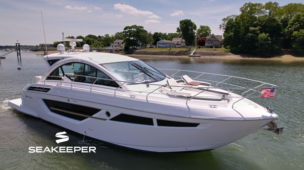 Cruisers Yachts 50 Cantius