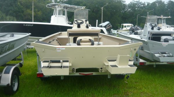 SeaArk 872 RXT