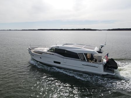 Greenline 48 Coupe image