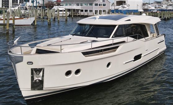 Greenline 48 Coupe image