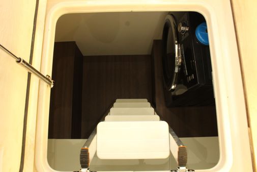 Greenline 48 Coupe image