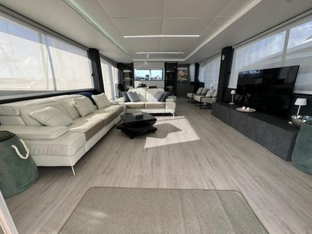 Sunseeker 90 Yacht image