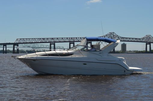 Bayliner 305 image