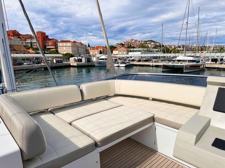 Azimut 66 FLY image