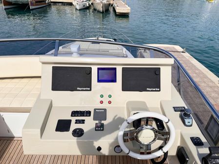 Azimut 66 FLY image