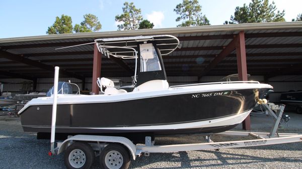 Sea Hunt 210 Ultra 