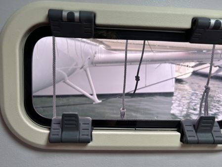 Stealth Stealth 11.8 image