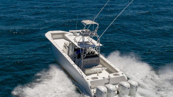 SeaHunter 46 CTS