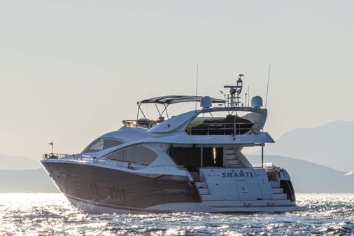 Sunseeker 82 Yacht image