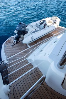 Sunseeker 82 Yacht image