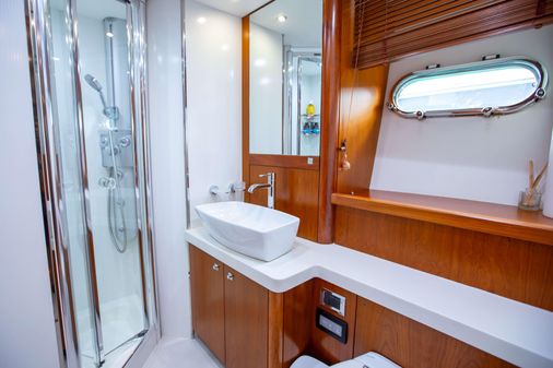 Sunseeker 82 Yacht image