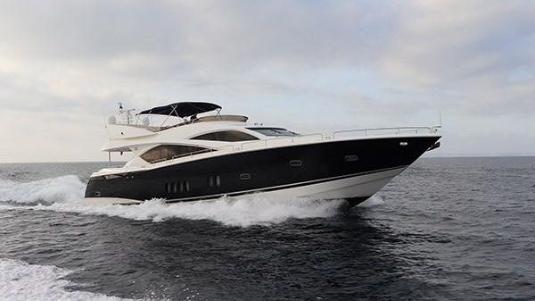 Sunseeker 82 Yacht 