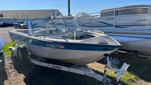 Crestliner 1750 SPORT FISH