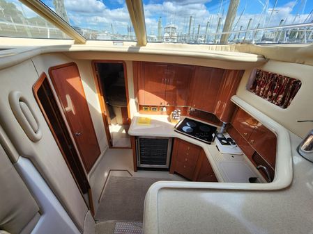 Sea Ray 420 Aft Cabin image