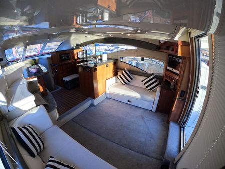 Cruisers Yachts Sport Sedan 447 image