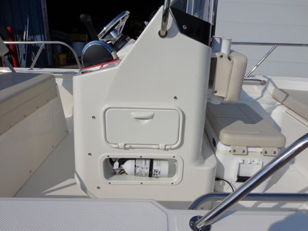 Boston-whaler 150-MONTAUK image