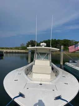 Regulator 32 Center Console image