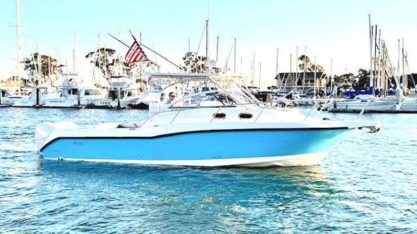 Boston Whaler 305 