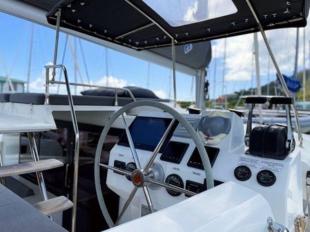 Fountaine Pajot Saona 47 image