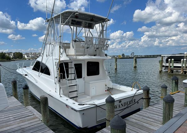 Luhrs 38 Convertible image