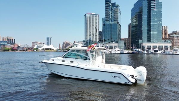 Boston Whaler 345 Conquest