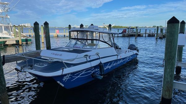 Twin Vee 32 Express