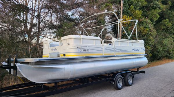 Bentley Pontoons 240 Fish N Cruise