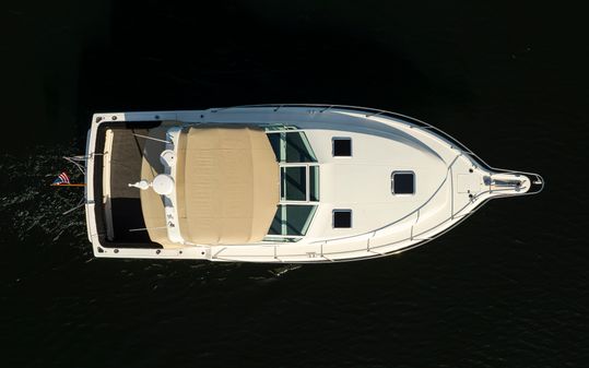 Tiara Yachts 3300 Open image