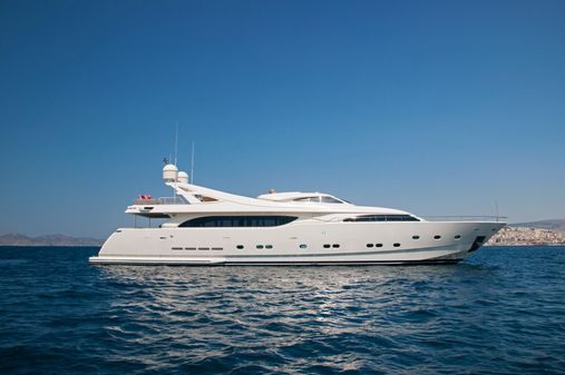 Ferretti Yachts Custom Line 112 image