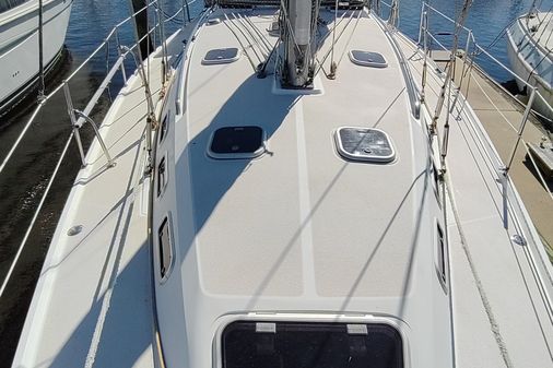 Catalina C380 image