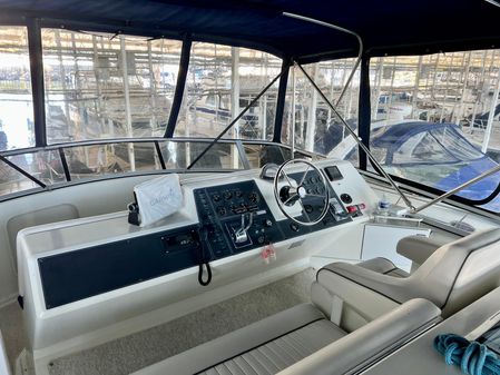 Carver 370-AFT-CABIN-MOTORYACHT image