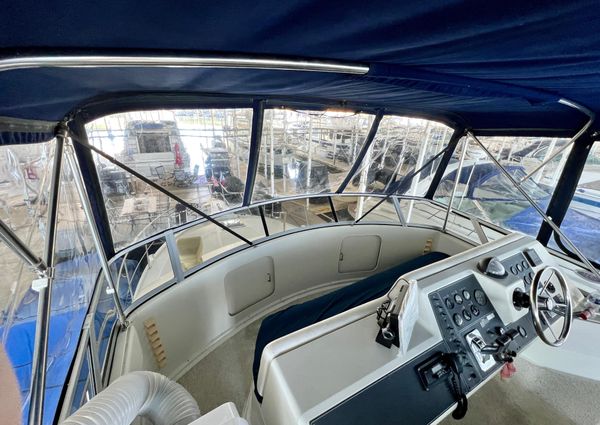 Carver 370-AFT-CABIN-MOTORYACHT image