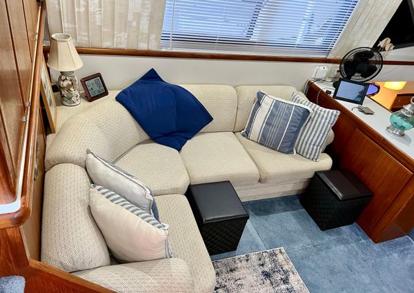 Carver 370-AFT-CABIN-MOTORYACHT image