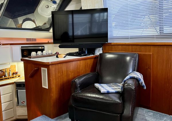 Carver 370-AFT-CABIN-MOTORYACHT image