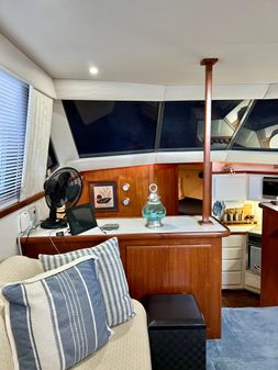 Carver 370-AFT-CABIN-MOTORYACHT image