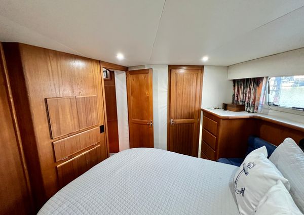 Carver 370-AFT-CABIN-MOTORYACHT image