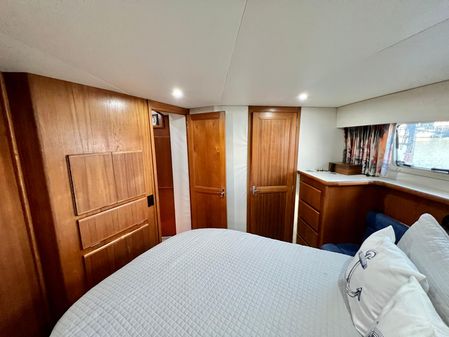 Carver 370-AFT-CABIN-MOTORYACHT image