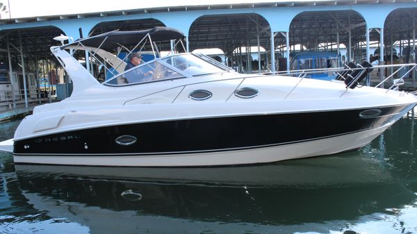 Regal 2960 Express Cruiser