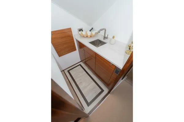 Viking 90-CONVERTIBLE image