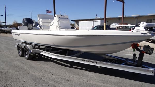 Skeeter SX 230