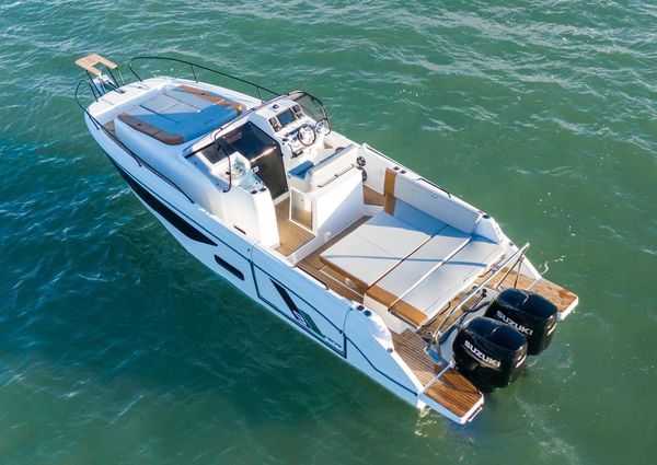 Beneteau-america FLYER-9-SUNDECK image