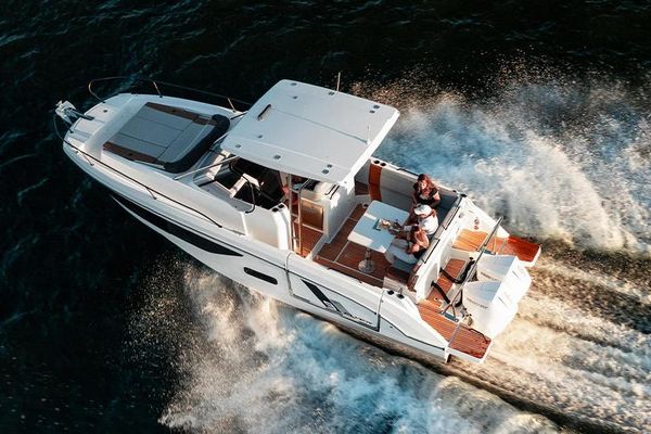 Beneteau-america FLYER-9-SUNDECK - main image