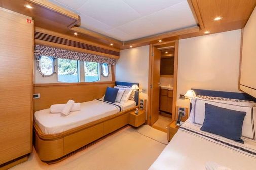 Ferretti Yachts Customline 97 image