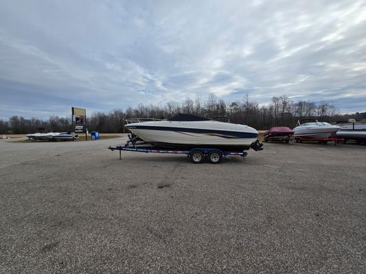 Bayliner 23-CAPRI - main image