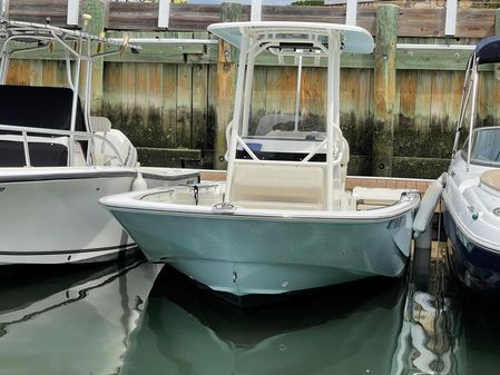 Boston Whaler 210 Montauk image