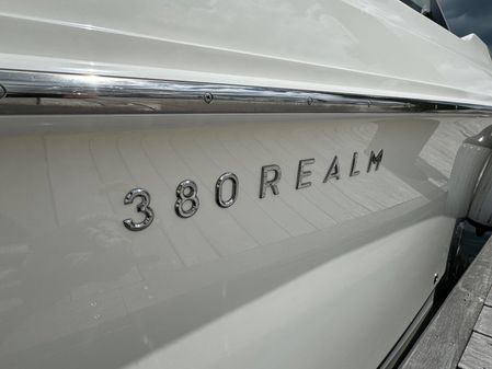 Boston Whaler 380 Realm image